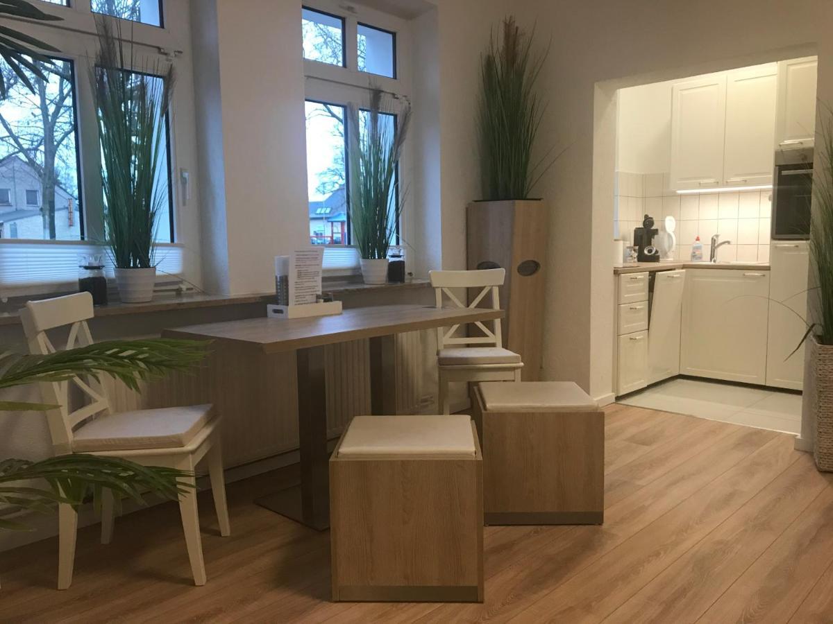 Ferienwohnungen Springer In Schoenefeld Ot Grossziethen Div Apartments Fuer Bis Zu 6 Personen Luaran gambar